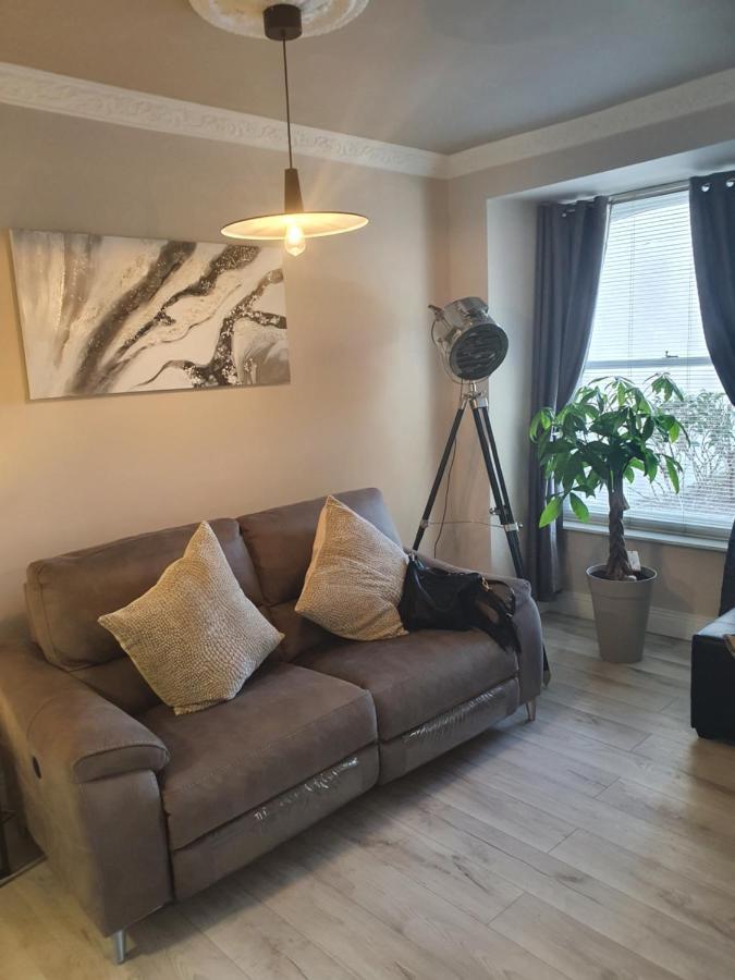 River View Apartment Suite Cork Esterno foto