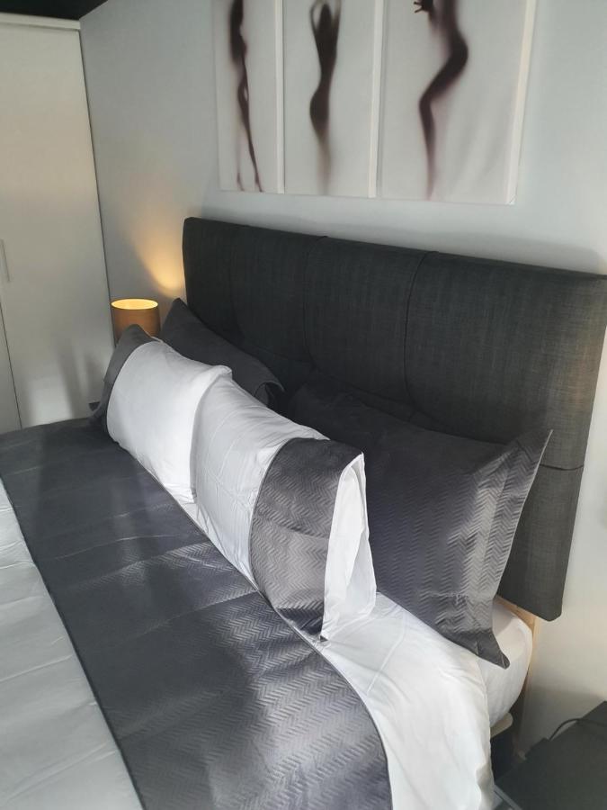 River View Apartment Suite Cork Esterno foto