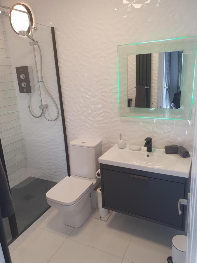 River View Apartment Suite Cork Esterno foto