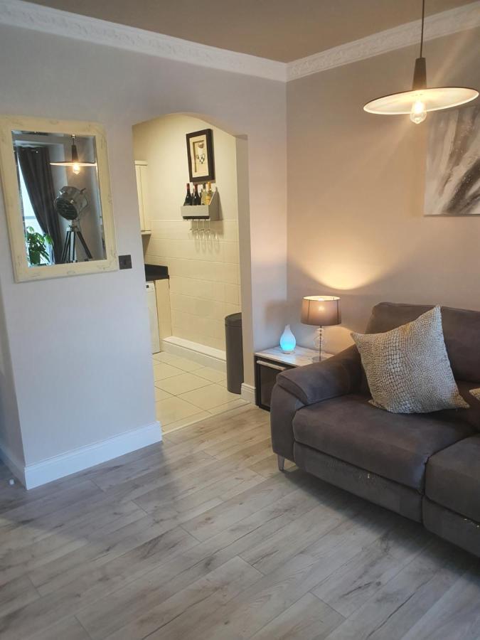 River View Apartment Suite Cork Esterno foto
